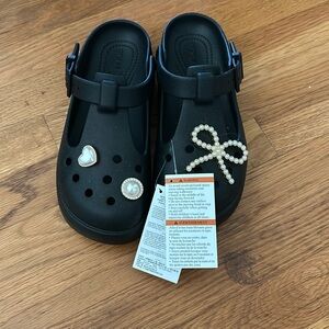 Crocs classic Mary Jane clog